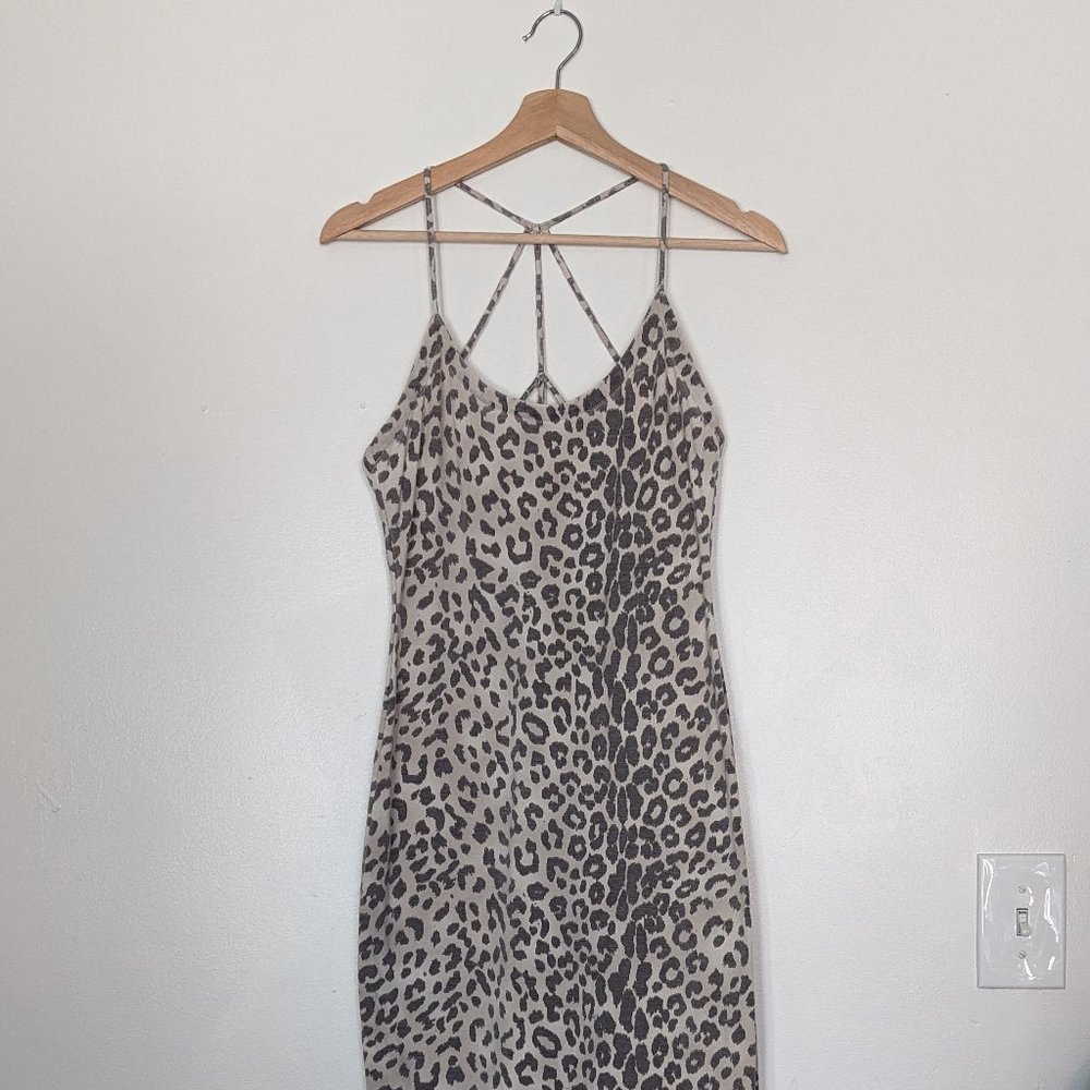Chaser Strappy Back Mid-Length Bodycon Dress Leopard size Medium